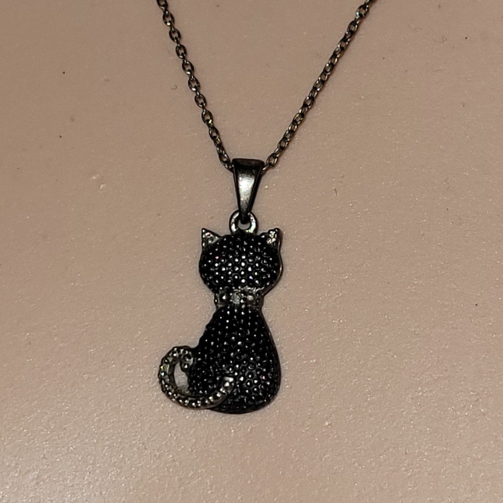 Vintage Sterling Silver Black Cat Pendant Necklace 925 Signed CZ Accents